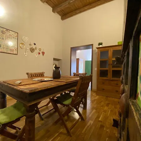Casa Vetriera Daire *